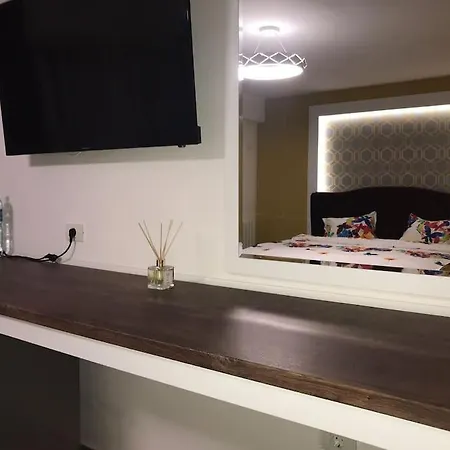 Anias Front View Of The Black Sea 13 Apartment
